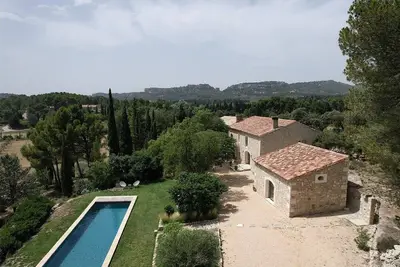Image de Location vacances Les Baux De Provence Ls1-430