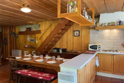 Image de Chalet cosy avec cheminée et grand jardin, proche du télécabine de Vercland à Samoëns