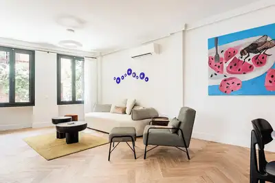 Image de Chic & Central Athenian Apartment! Ev4