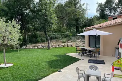 Image de Maison familiale avec piscine proche Aix