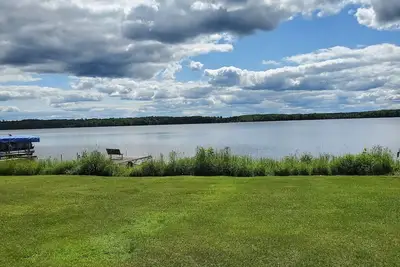 Image de Up North - Across the road from Atv trail - Lake Access