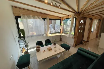 Image de Cosy Beach House for Complete Relaxation and Serenity!