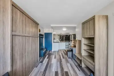 Image de Park Tower Studio:Located in Midtown Reno w/ great mountain & river rooftop view