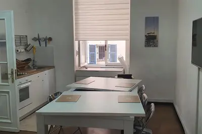 Apartment in downtown Genoa close to all services and transportation stations