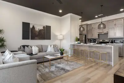 Image de 3 Bedroom, Main Level