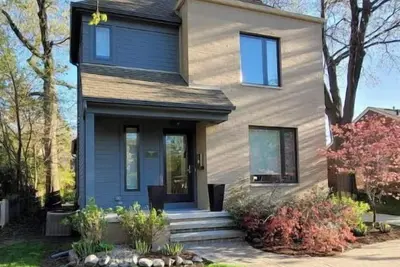 Image de 2 Bedroom Modern Home