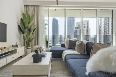 Image de Spacious Apt With Incredible Canal and Park Views