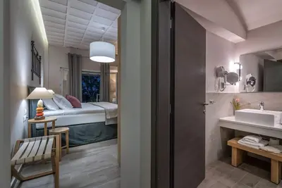 Image de Amazing Beachfront Zakynthos Villa | 4 Bedrooms | Villa Rivazzurra | 50 Meters from the Beach & Private Pool | Porto Koukla