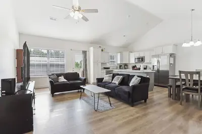 Image de Charming St Robert Home Near Downtown Waynesville!