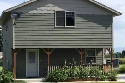 Image de Gateway to the valley, the ideal place to call home in Helena book year round! !