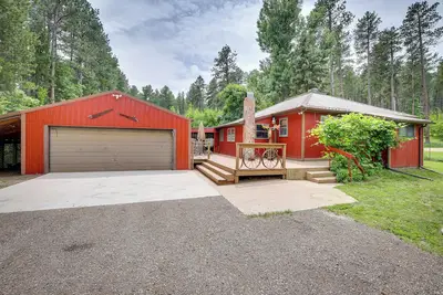 Image de Rustic Sturgis Cabin Rental in Black Hills Forest!