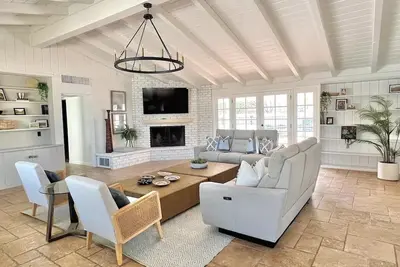 Mid-Century Bungalow\n