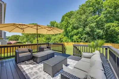 Image de Modern Richmond Home w/ Deck, Close to Downtown!