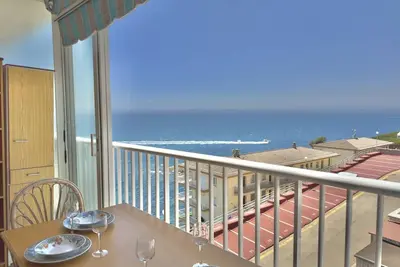 Image de Blm. Vue mer, piscine et parking privé