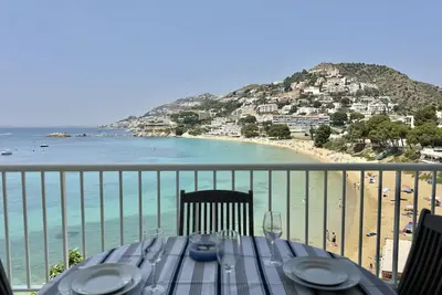 Image de Vin. Appartement avec superbe vue mer