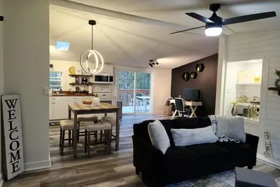 Image de Family-friendly home on the outskirts of Lynchburg. 18 mins from Lu.