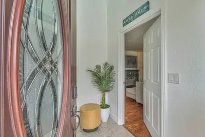 Image de Seclusion Oasis - Near Monterey Beaches & Aquarium