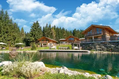 Image de Chalet à Wölting avec étang de baignade naturel