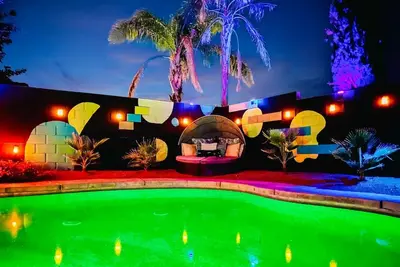 Image de The Jungalow: Luxe Jungle Vibes Meet Modern Desert Living w/ Lagoon Style Pool