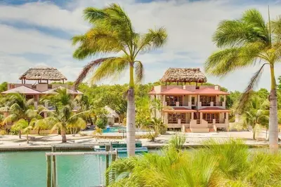 Image de Magnificent Belize Townhouse-Pool-Private Island