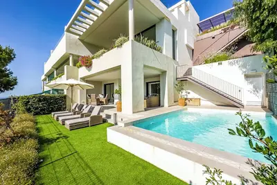Image de Luxury Townhouse With Private pool and Views, Cabopino, Marbella