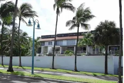 Image de Newly renovated 2 Bedroom Condo Paradise Island