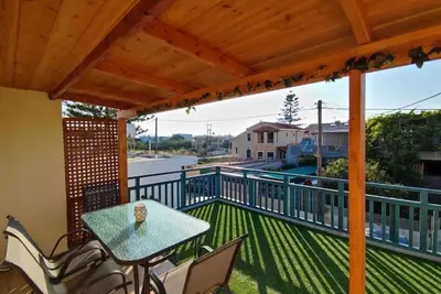 Image de Seaside Escape Apartment Near the Beach