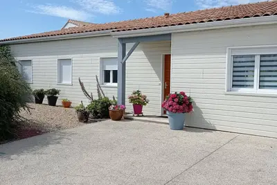 maison avec jardin proche île de Ré