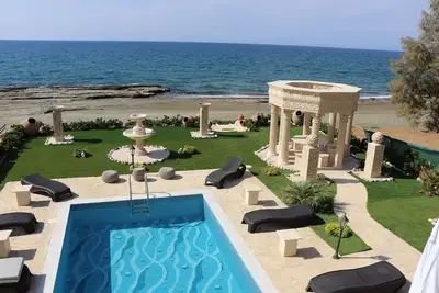 Image de Argy Beach Front Luxury Villa near Latchi