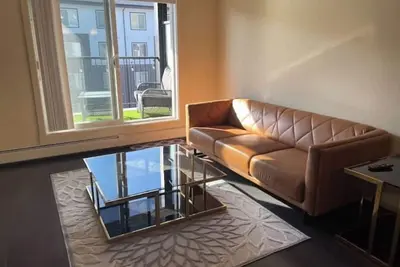 Image de Chic & Modern Windermere Condo