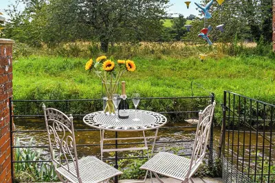 Image de 1 chambres à coucher à Maiden Newton