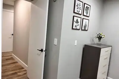 Image de Elegant, Unique Entire LowerUnit