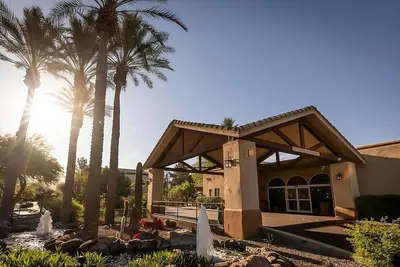 Image de Your Home Away from Home! Outdoor Swimming Pool, Full Kitchen, Free Parking!