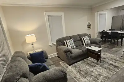 Image de Welcome Home Away! Cozy Retreat Centrally located close to lakes and trails.