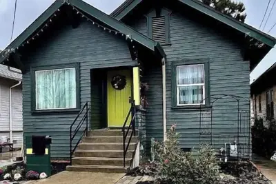 Image de Charming Craftsman Bungalow