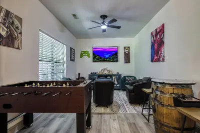 Image de Game Room-Hot tub-Fire pit-Dog friendly