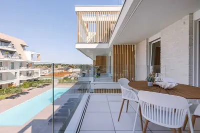 Image de Huswell - New apartment with pool, parking & Spa