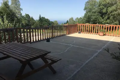 Image de Appartement 'Framboise Les Monts D'olmes' avec vue sur montagne et terrasse privée