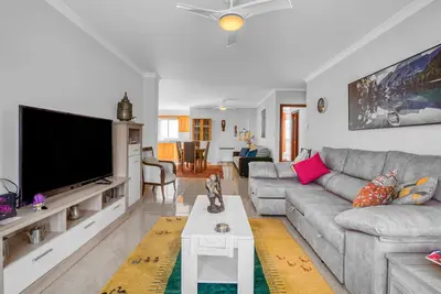 Image de Appartement 'Gata De Gorgos' avec vue sur les montagnes, balcon et Wi-Fi