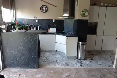 Image de Grand 3 pièces dans résidence standing avec garage proche de la mer