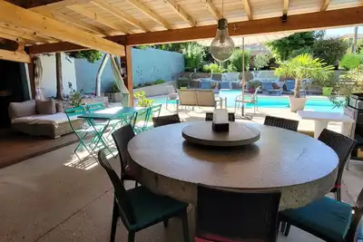 Image de Maison de Ville Avec Piscine au Coeur de L'auvergne