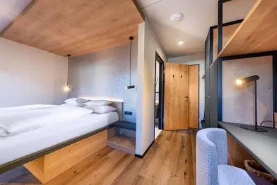 Doppelzimmer Studio - People's Hotel