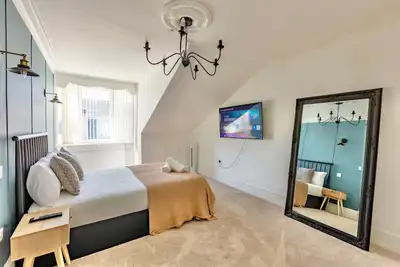 Image de Cosy 3 bedroom Home In Glasgow City with Free Parking