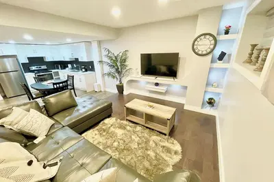 Image de Home away from home-walking distance from Albany market square