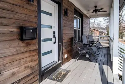 Modern Atlanta Escape