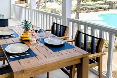 Mahi Mahi Allamanda · Mahi Mahi, accès direct plage Orient Bay