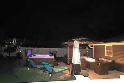 Image de Villa Cottage w/ Hot Tub+Fenced Yard–Pet-Friendly!