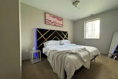 Image de Discover Two Bedroom Apt Downtown in Columbus