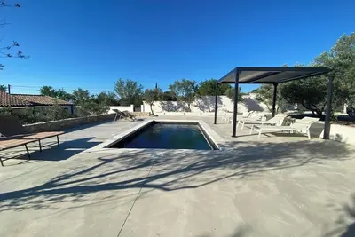 Image de Maison de vacances au pied de la Colline saint Jacques