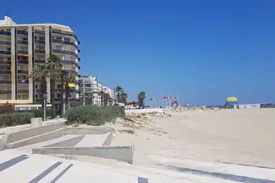 Image de Appt 2 pièces. 5e Etage. Vue Mer. Direct Plage. Climatise